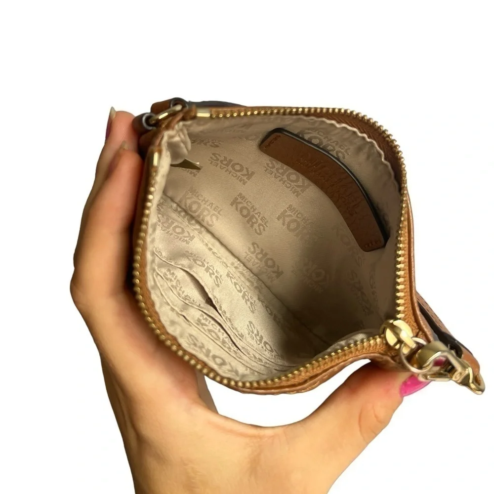 MICHAEL MICHAEL KORS Brown Pebbled Leather Wristlet